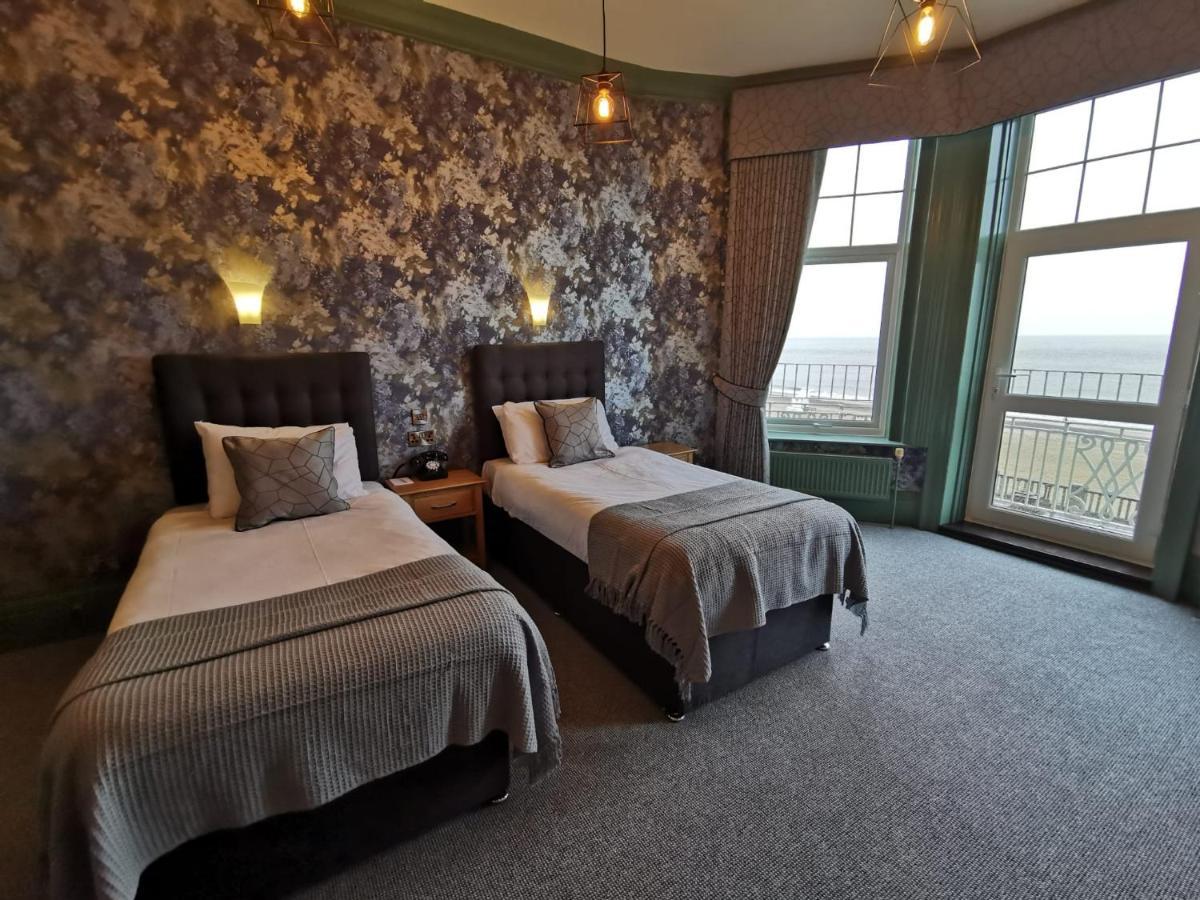 Hotel Victoria Lowestoft Extérieur photo