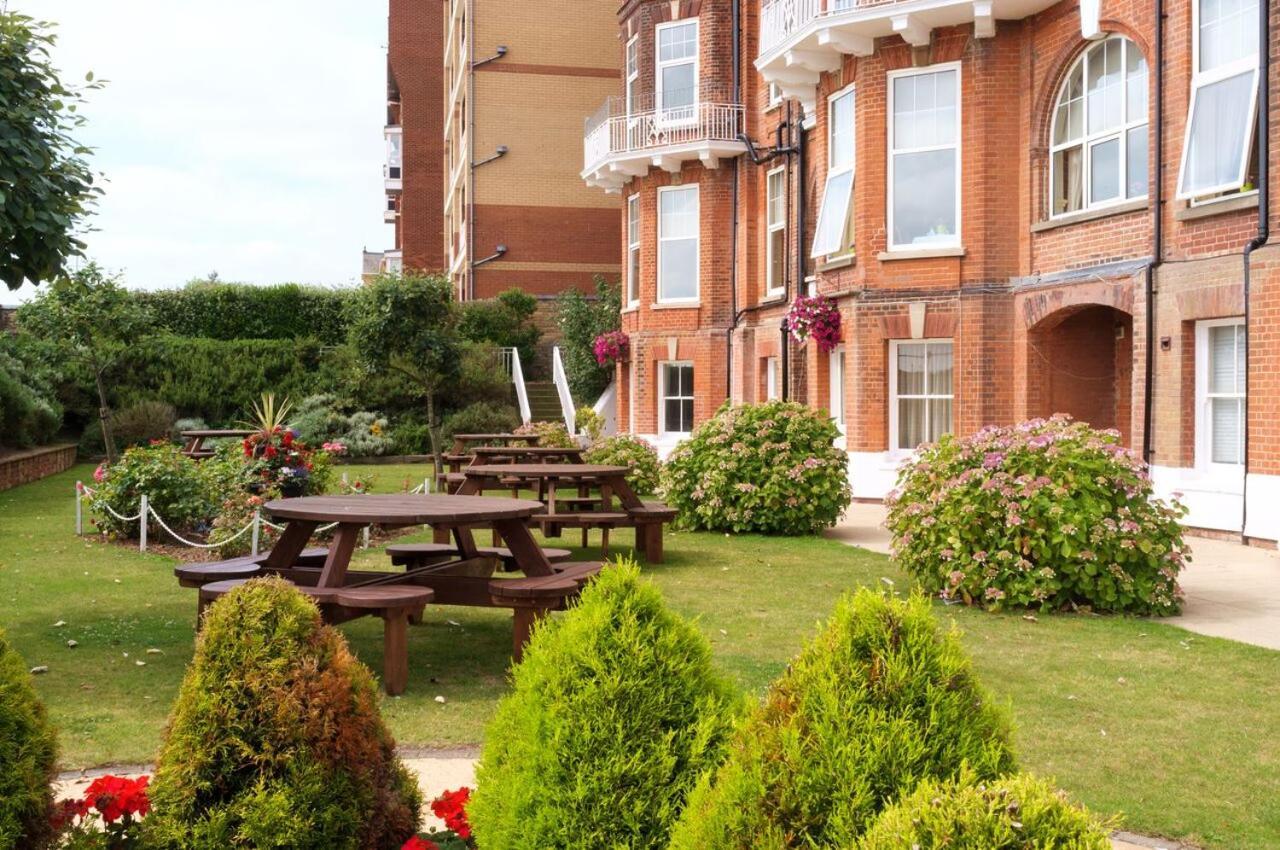 Hotel Victoria Lowestoft Extérieur photo